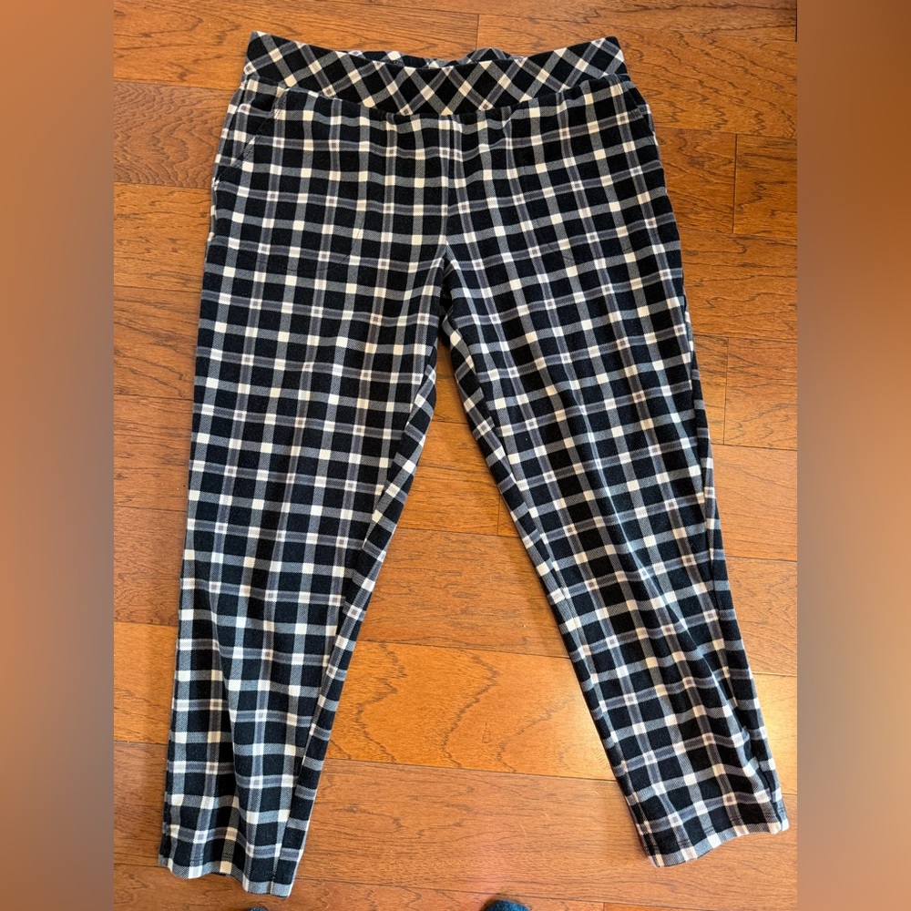Denim&Co Black and White Plaid Straight Leg Flannel Pants